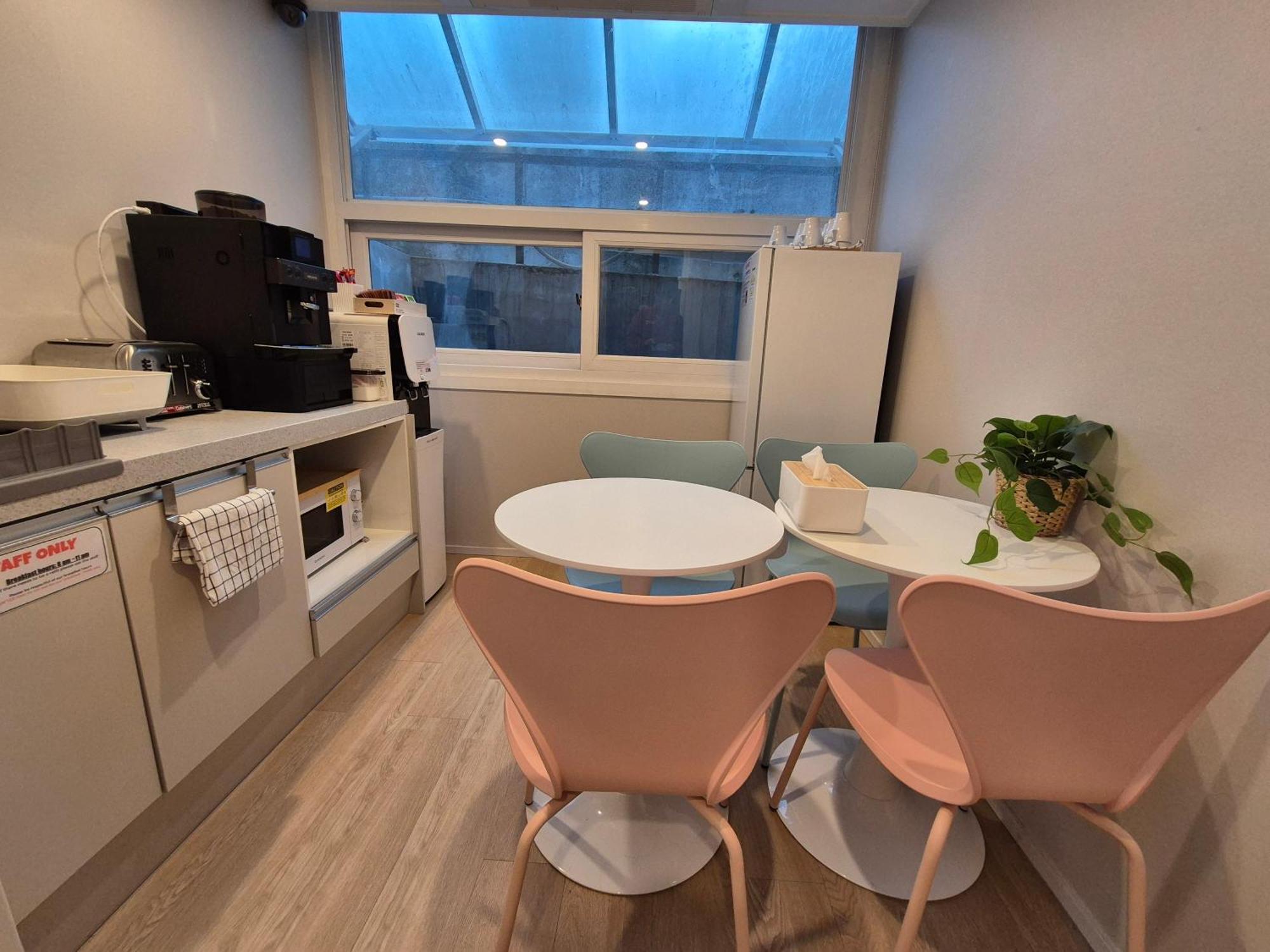 Oyo Hostel Myeongdong 6 Σεούλ Εξωτερικό φωτογραφία